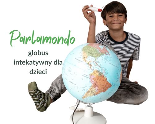 Chłopiec i globus interaktywny Parlamondo